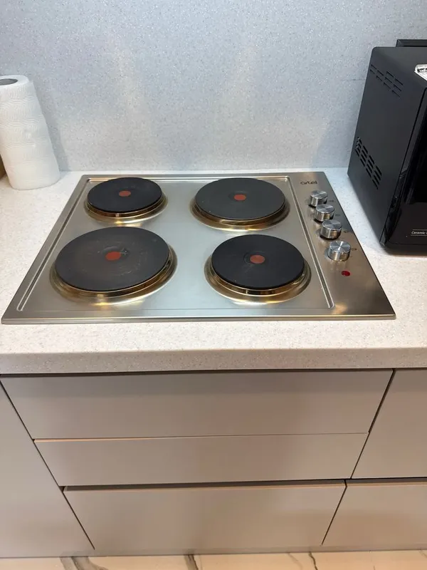 Продам электрическую печь