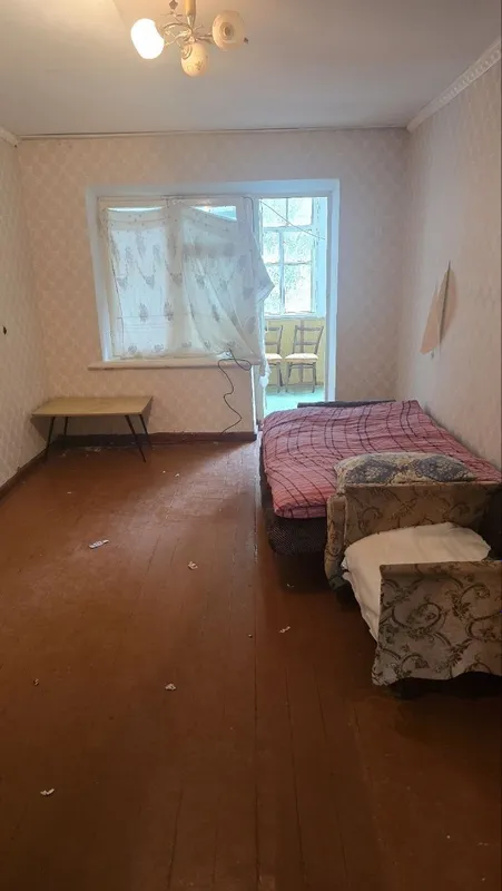 Продаётся 1 комнатная квартира в Чирчике