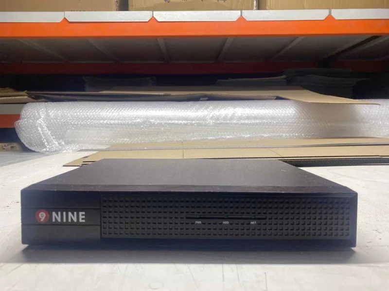 Видеорегистратор для систем наблюдения NINE (NVR/DVR)