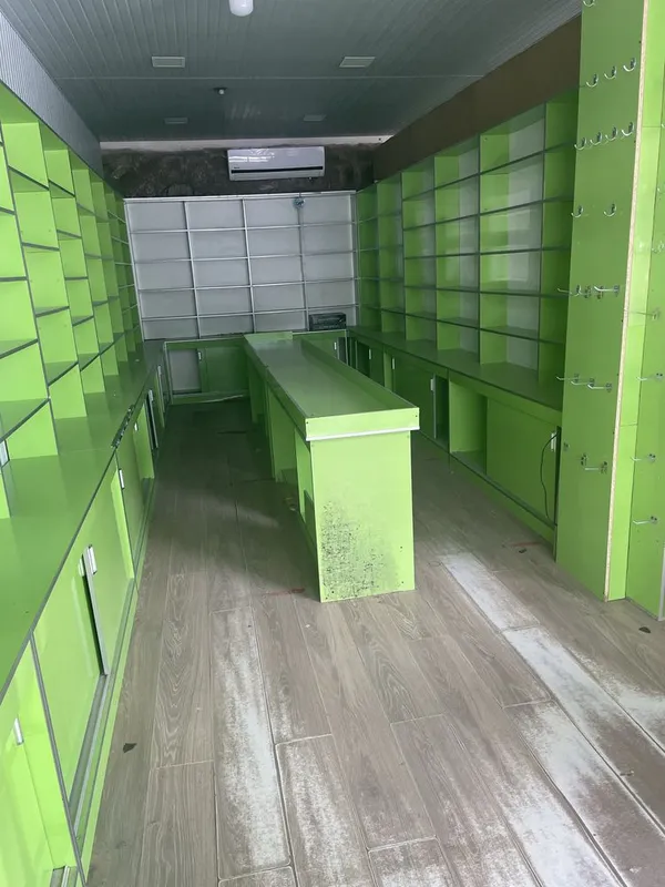 Продаются полки б/у 1 Продаются полки б/у 1