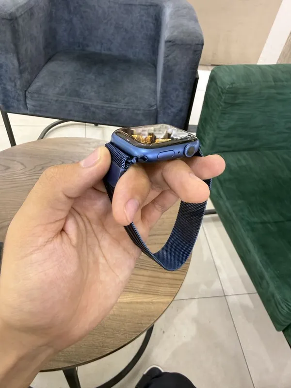 Iwatch 7/45 Yomkost 81% 2