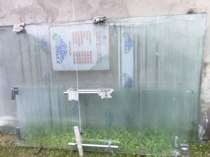 Stiklo oyna sotladi srochna
