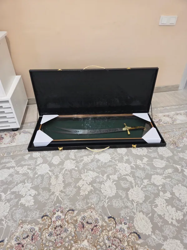 Сувенирный мечь Али.Новый.113×45 коробка.93см мечь — фото 2