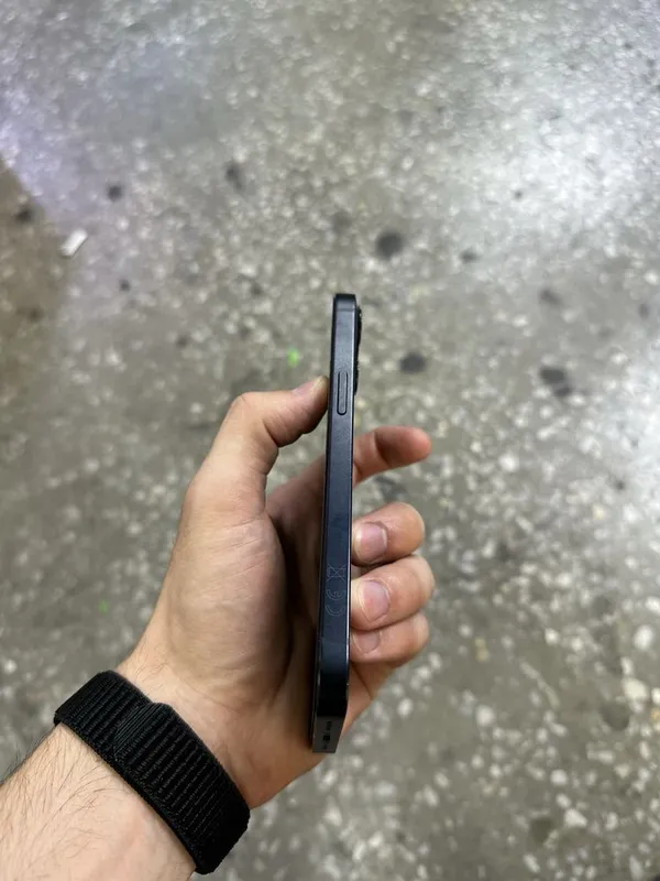 Iphone sotiladii 4