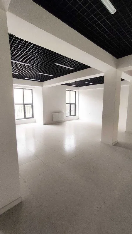 Аренда отдельно стоящего здания 1422 м² — фото 1