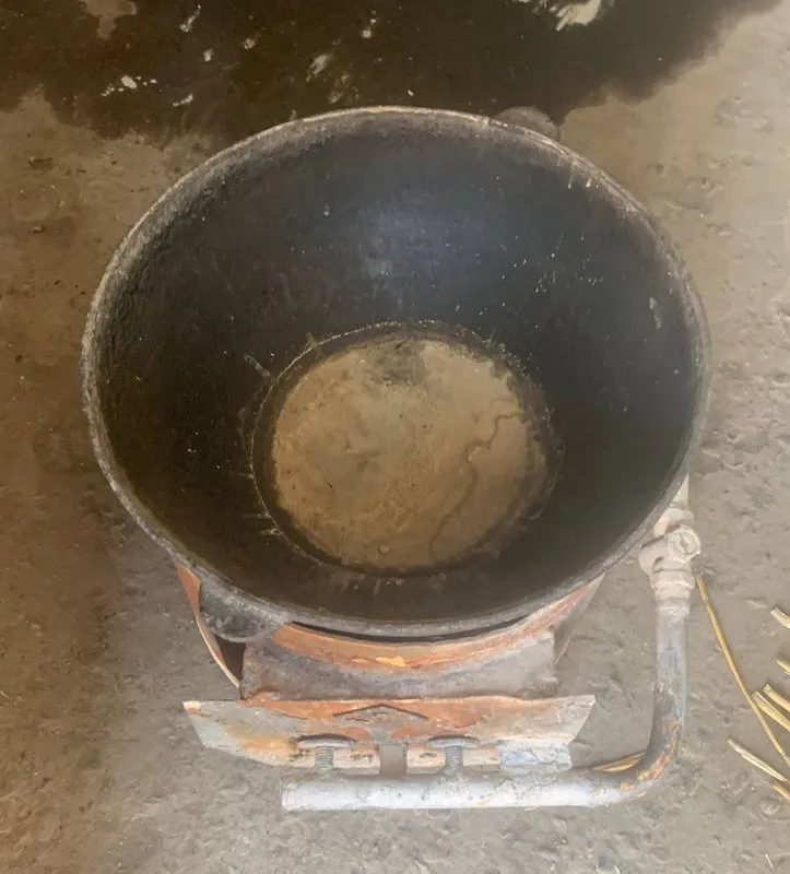 Продам учаг с казаном 3