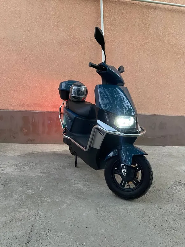 Skuter Yadea Ruibin sotiladi 2