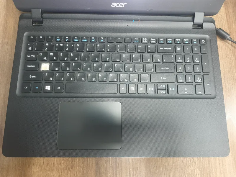 Acer Aspire ES1-533 — фото 1