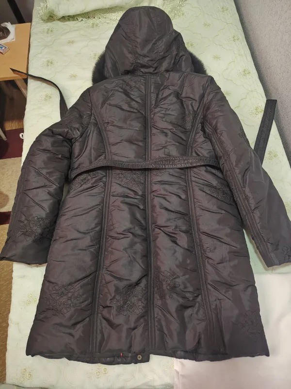 Продам женскую зимнюю куртку 3 Продам женскую зимнюю куртку 3