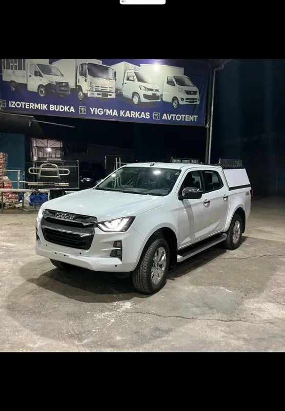 Isuzu picup furgon xizmati