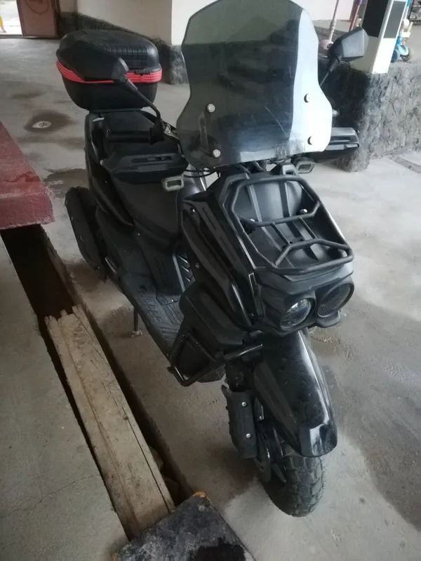 Skuter tank 2024 3