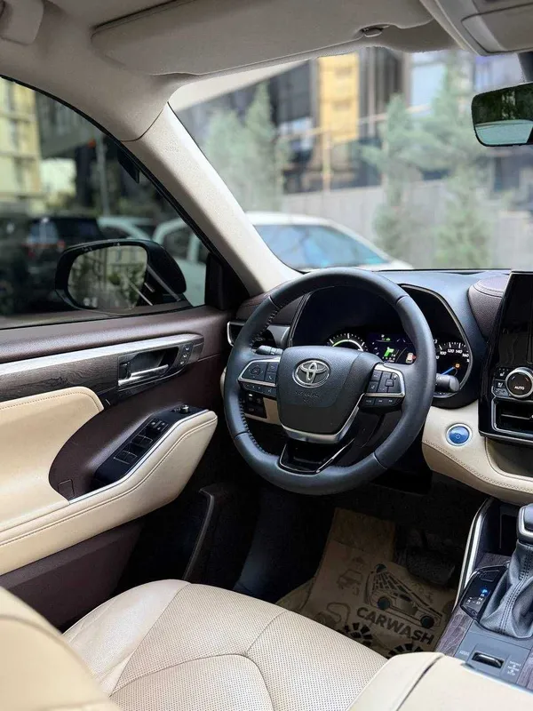 Sotuvda Toyota Highlander Limited Hybrid — фото 4