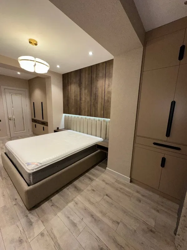 продается банк.кв 3/1/4 в ул. Ген.Узаков 5 продается банк.кв 3/1/4 в ул. Ген.Узаков 5