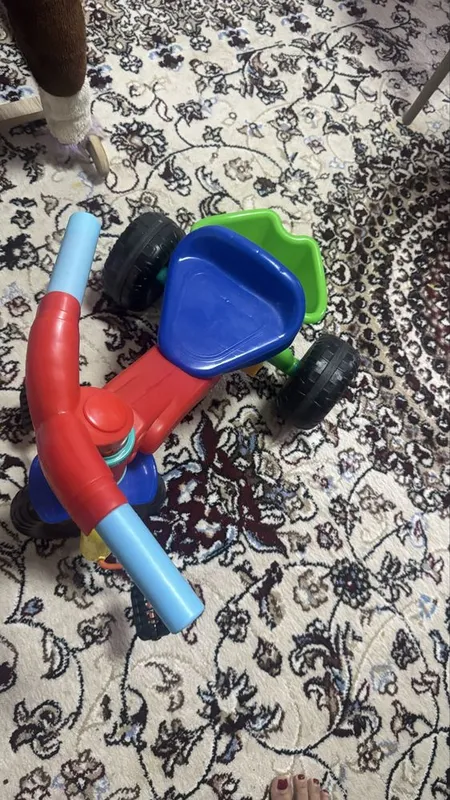 Детские игруши Машина велик лощад 3 Детские игруши Машина велик лощад 3