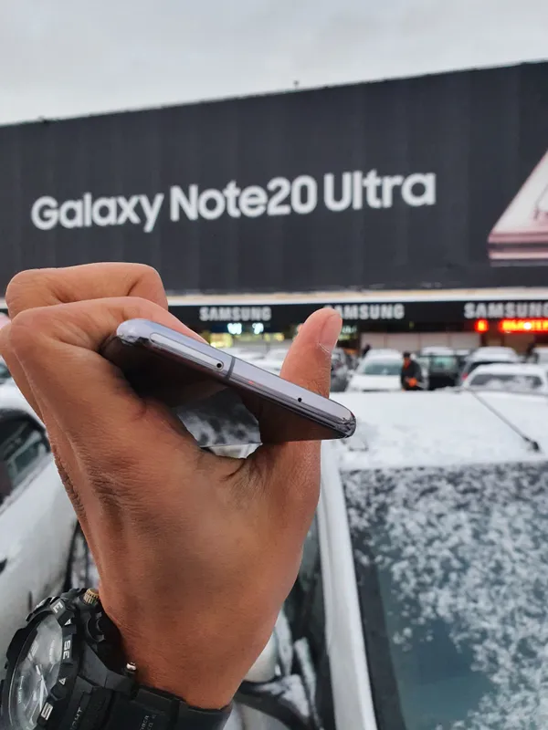 Samsung Galaxy S20 5G — фото 4