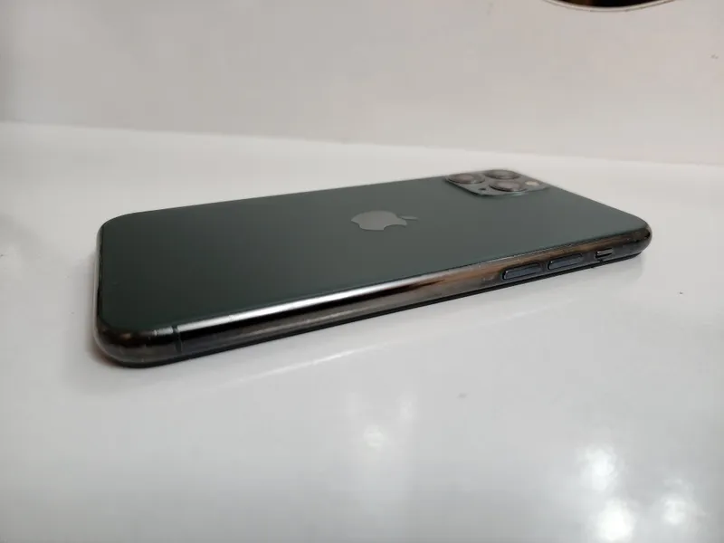 iPhone 11 Pro J/A 64 ГБ, аккумулятор 100%, срочно 2