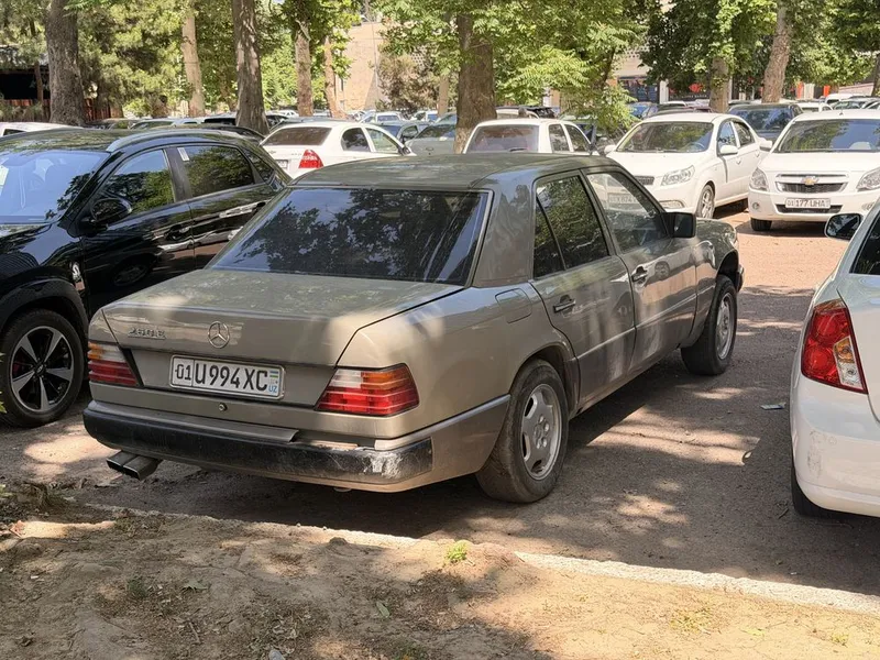Mercedes-benz w124 — фото 1