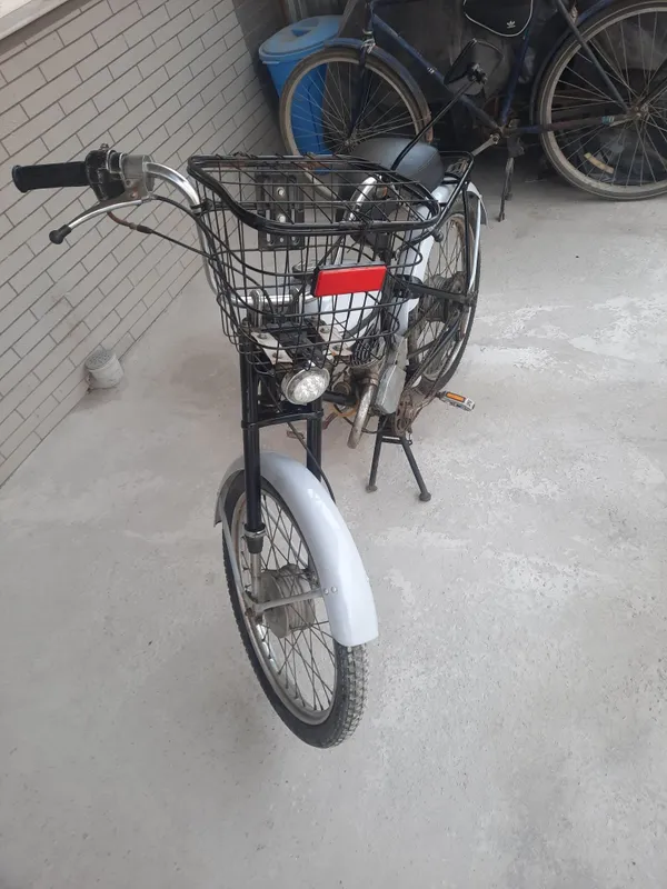 Сотилади Рига 13
