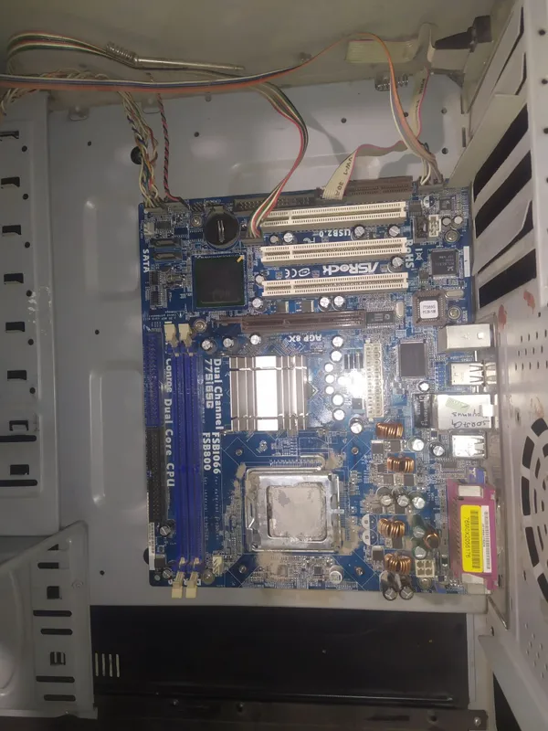 Plata h61 i3 aybi soket qrilgan va DDR2 Pentium — фото 6