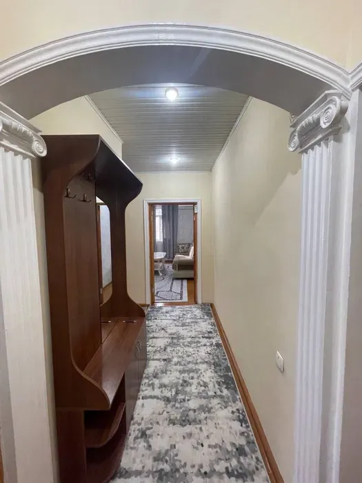 2-комн. квартира, 60 м², 3/4 этаж 2