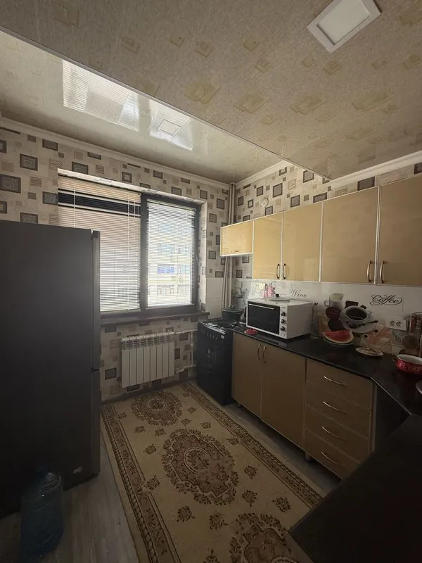 2 xonali kvartira sotiladi 3