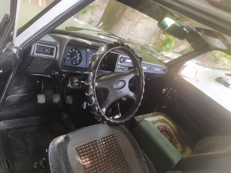 Vaz 2107 sotiladi