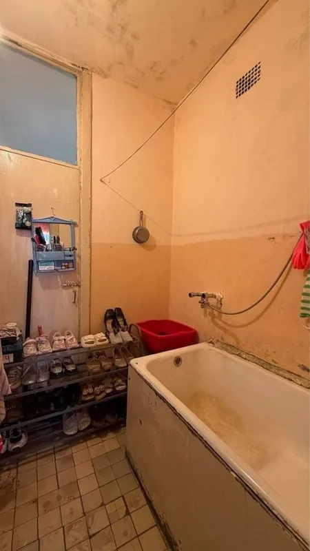 Продаётся 3 х комнатная квартира, Московская 6
