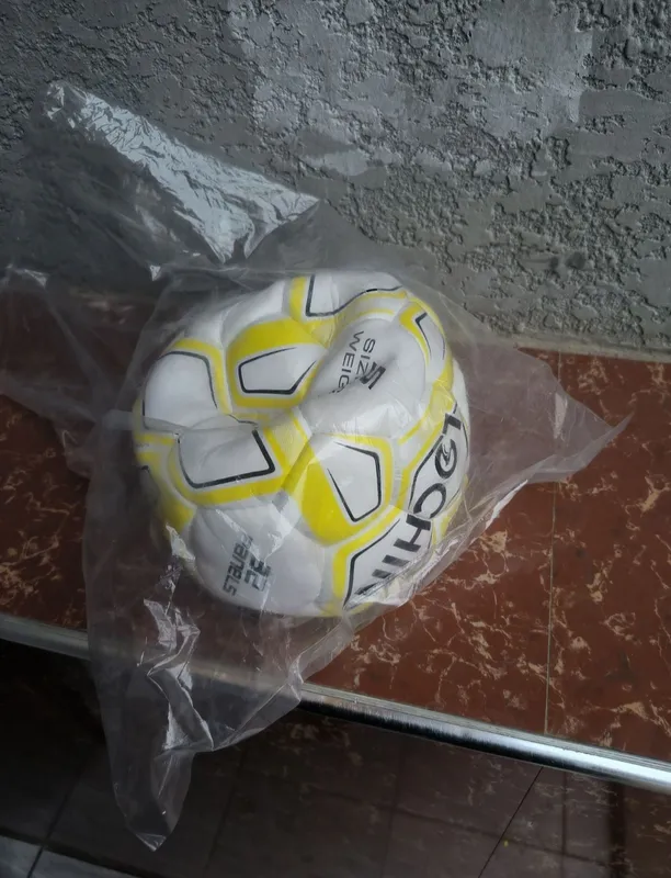 Футбольный мяч . Futbol topi — фото 1