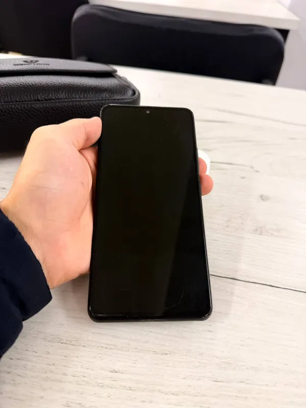 Poco F3, 128 ГБ 3