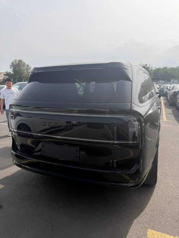 ZEEKR 9X 2025 ULTRA фулл, Блэк эдишн, 70кВтч