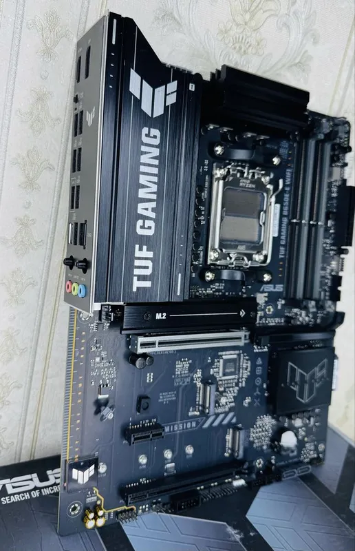 Asus Tuf Gaming B650E-E WIFI7 DDR5 AM5 — фото 1