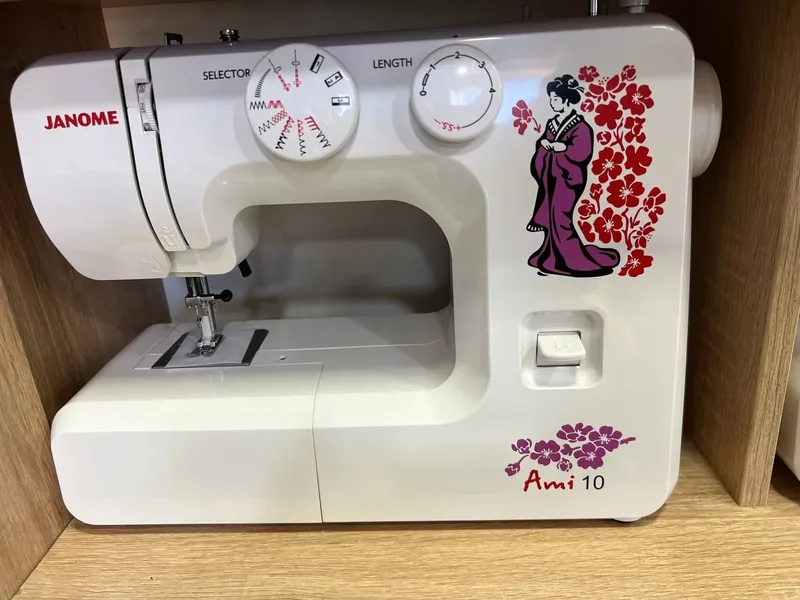 Швейная машина Janome JQ 2515S AMI 10 Гарантийный срок - 1года — фото 4