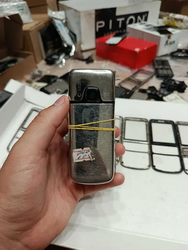 Продается б/у корпус для Nokia 6700 classic 2 Продается б/у корпус для Nokia 6700 classic 2