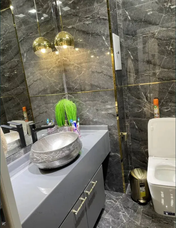 Mirabod tumani, Oybek metrosi 6