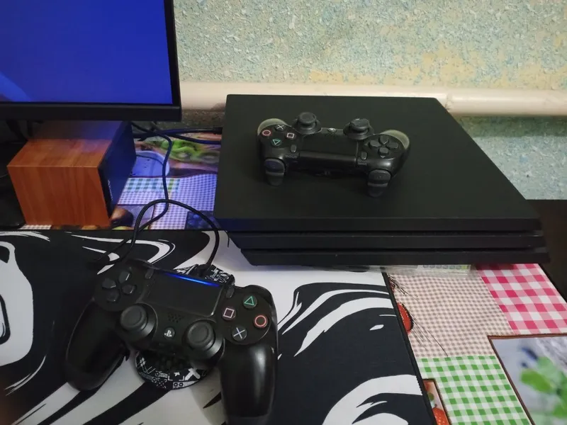 Play Station 4 Pro 1Tb Sotiladi Holati Tiniq