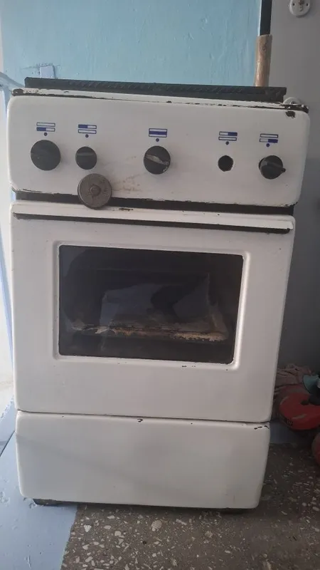 Продаётся газ плита 2