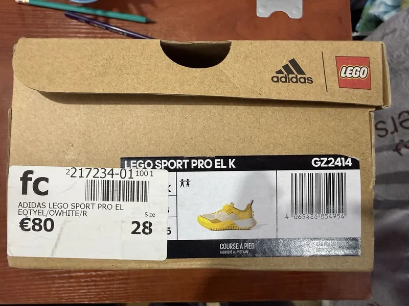 Детские кроссовки Adidas x LEGO Sport Pro — фото 2