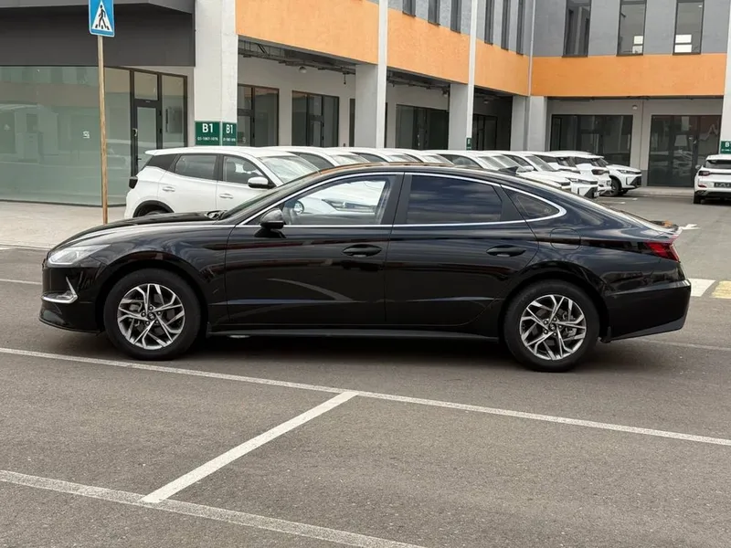 Hyundaiy Sonata 2022 5 Hyundaiy Sonata 2022 5