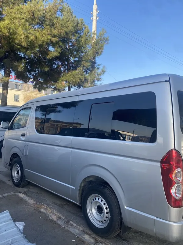 Joylong A4 15 kishlik mikroavtobus — фото 1