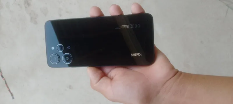 Redmi 12 ............ 7 Redmi 12 ............ 7