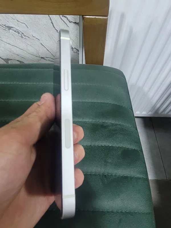 Iphone 13 oq rangda 2