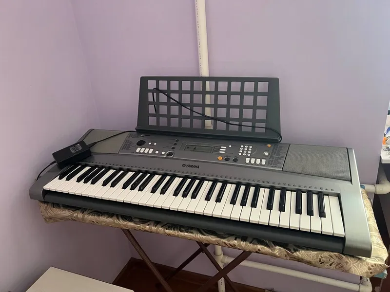 Синтезатор Yamaha PSR-R300 — фото 1