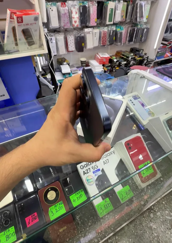 i̇phone 15 pro max 256 gb 3