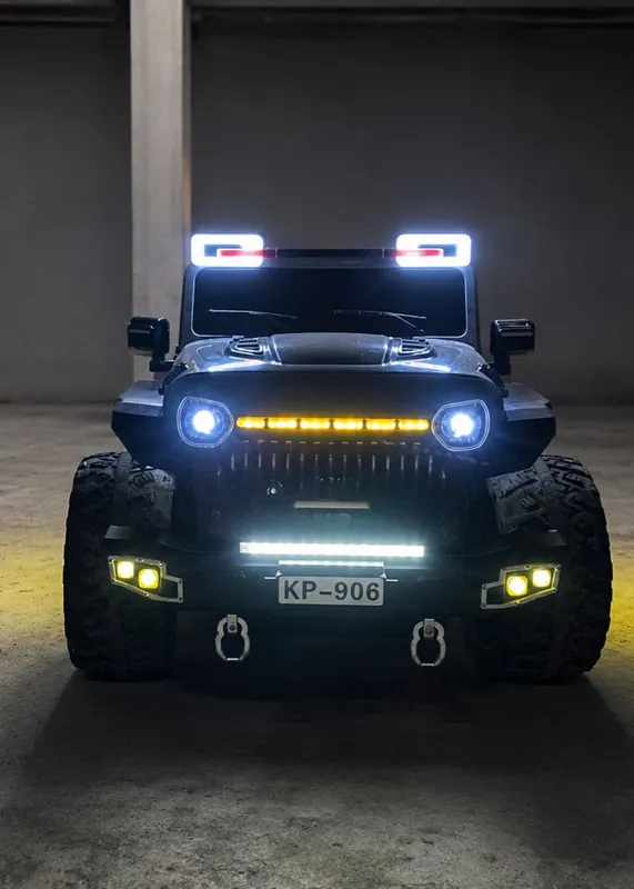 Jeep Pulti moshina 1