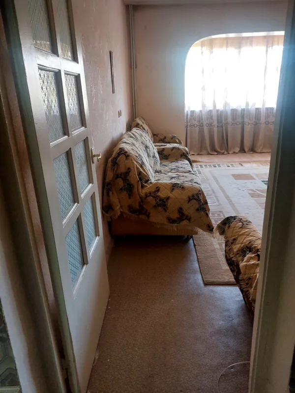Сдаю квартиру 9/4/2,Мираб.р-н,ГУВД.550$ в месяц. 3