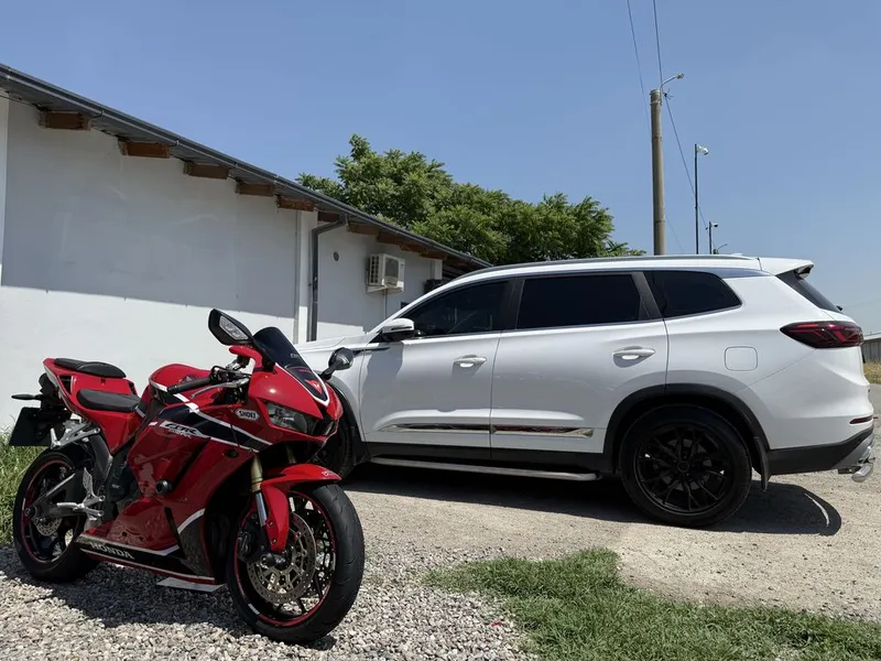 Honda cbr 600 rr