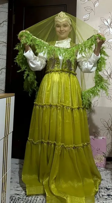 ansambl kelinlar libosi 2