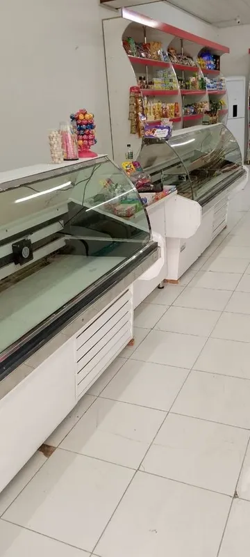 Витрина холодиник