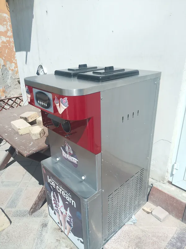 Muzqaymoq apparati frezer 2
