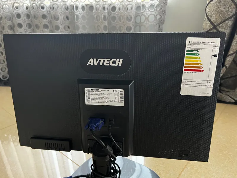 Монитор AVTECH LED 19 2 Монитор AVTECH LED 19 2